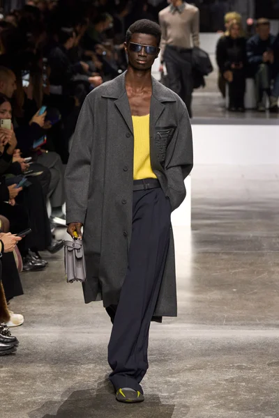 Look 36